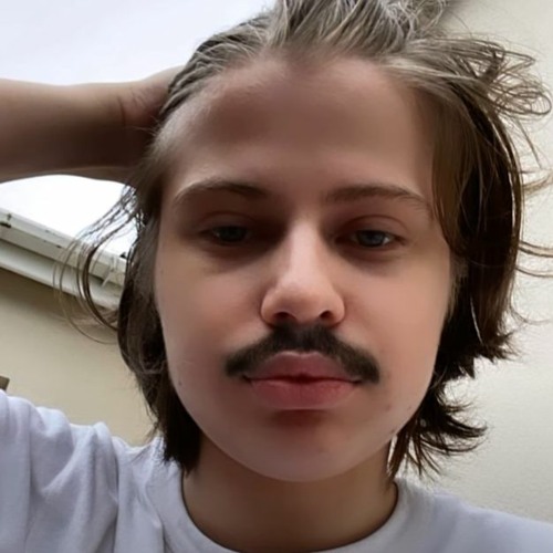 Kurtains Chilling kurtains3